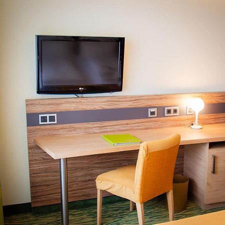 Hotel Bildungsblick Kirchseeon Екстериор снимка