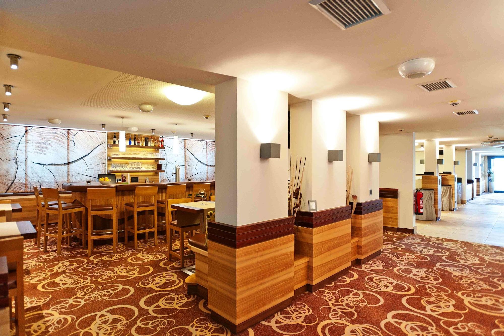 Hotel Bildungsblick Kirchseeon Екстериор снимка
