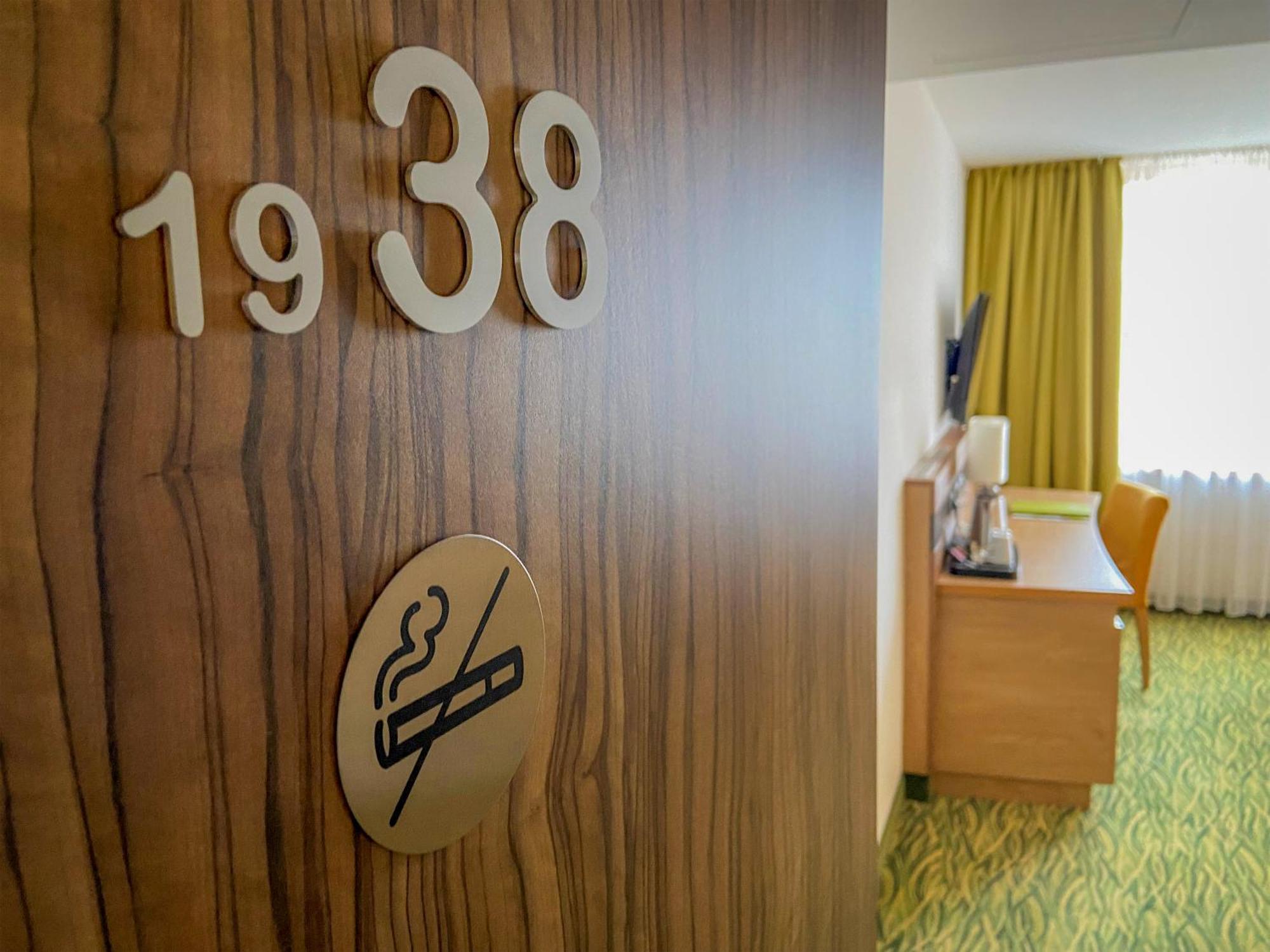Hotel Bildungsblick Kirchseeon Екстериор снимка