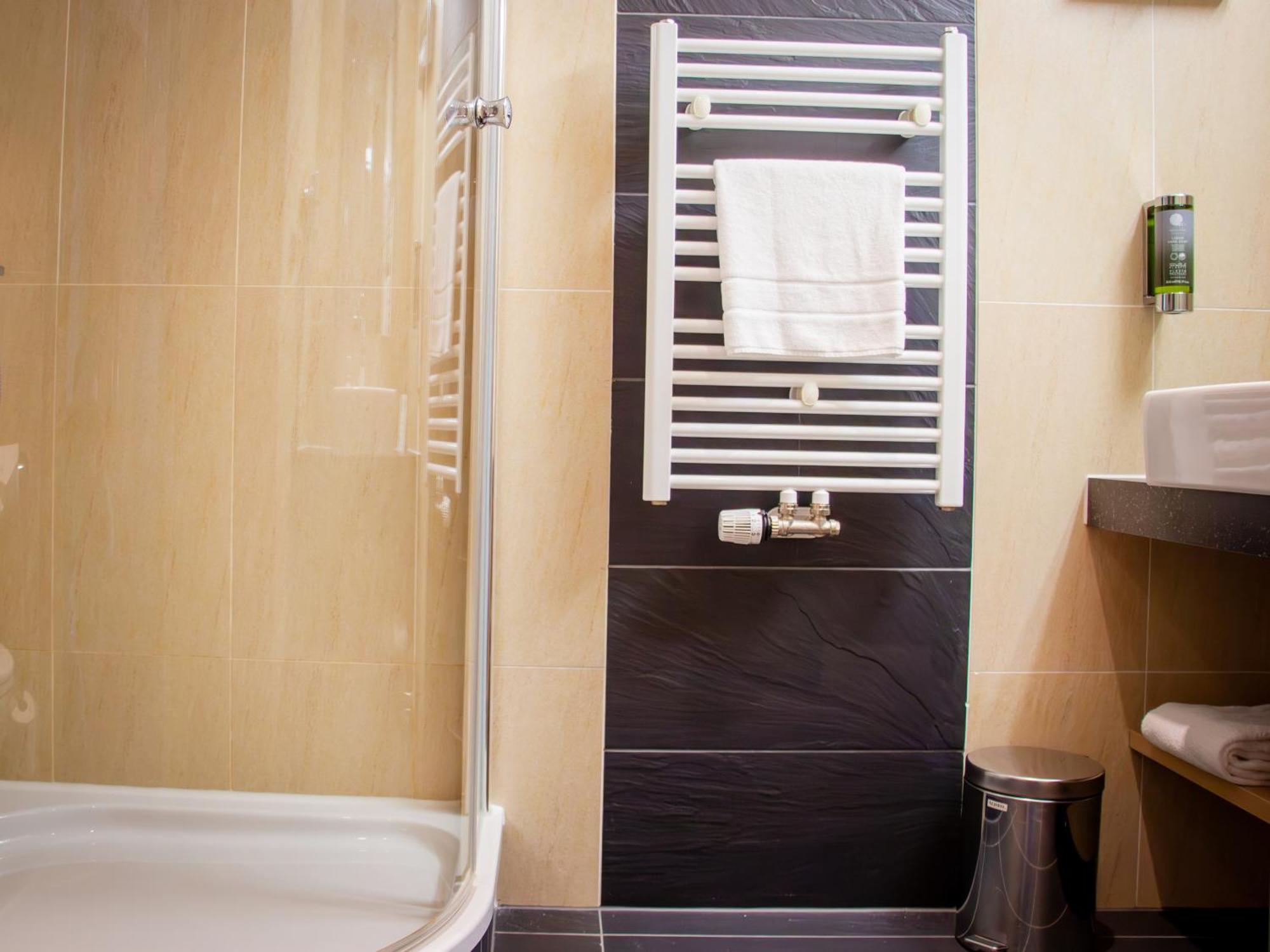 Hotel Bildungsblick Kirchseeon Екстериор снимка