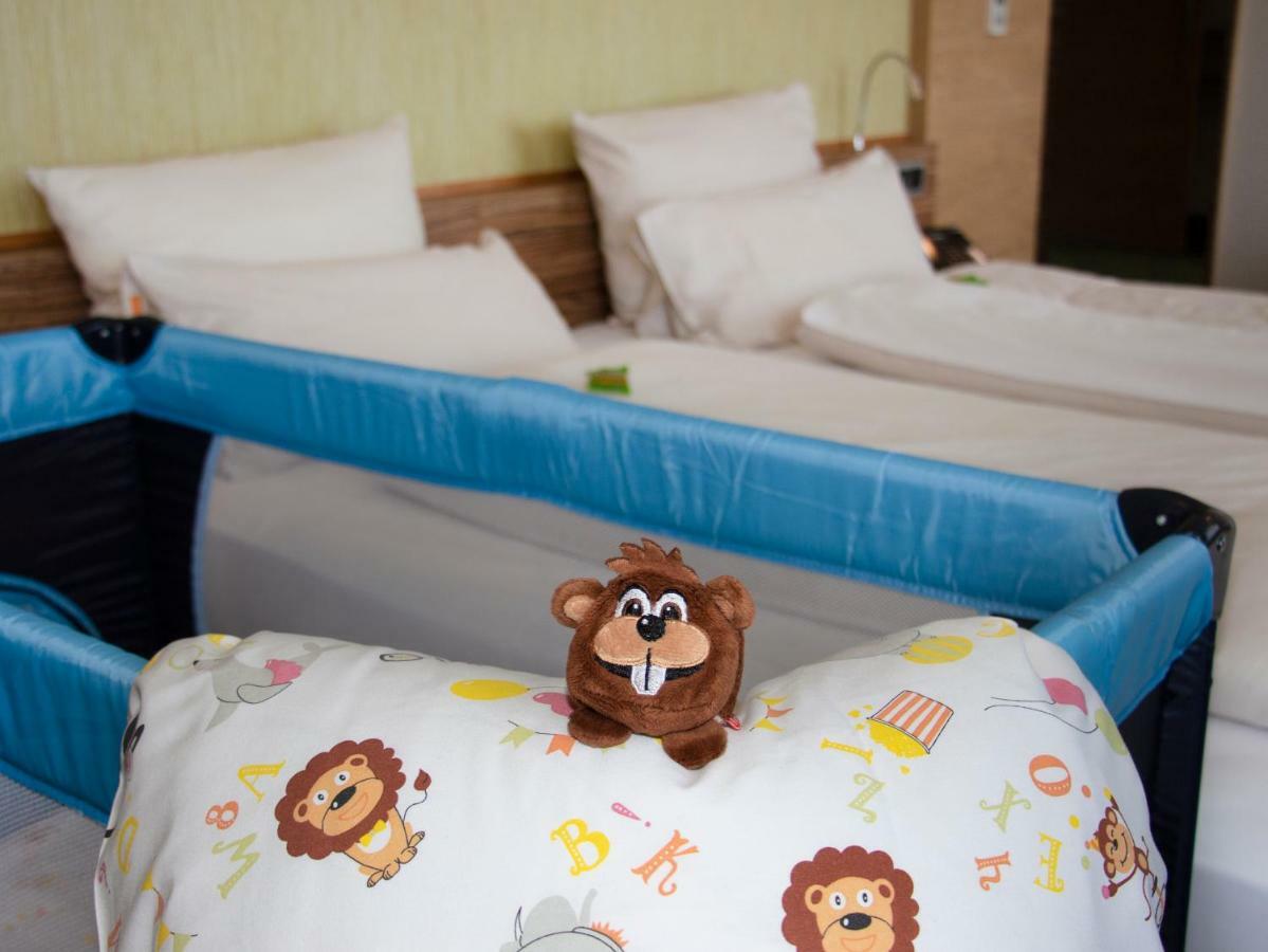 Hotel Bildungsblick Kirchseeon Екстериор снимка